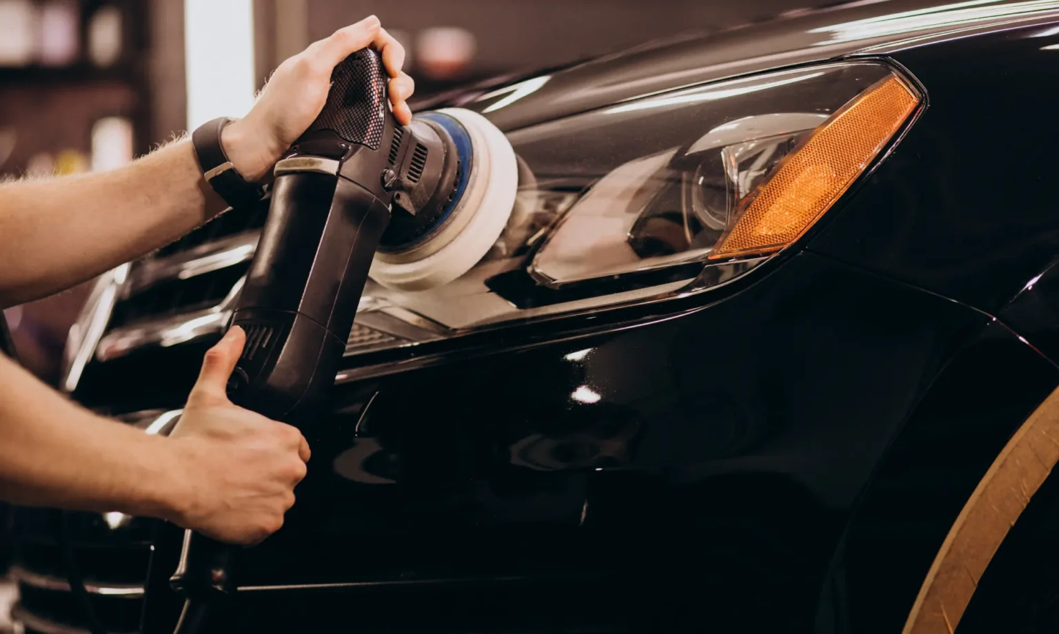 el servicio de delivery o ultima milla y el detailing automotriz